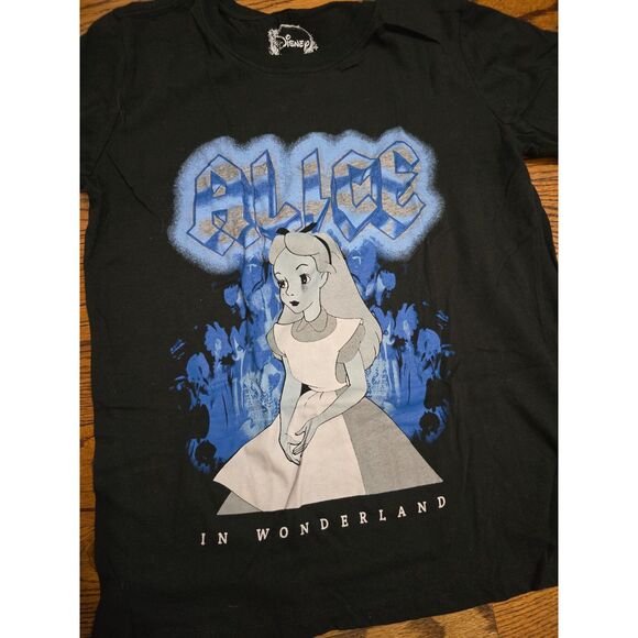 Disney's Alice in Wonderland "Concert" Shirt Size M - Picture 2 of 8